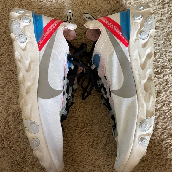 Nike Reacts. - Picture 3 of 3